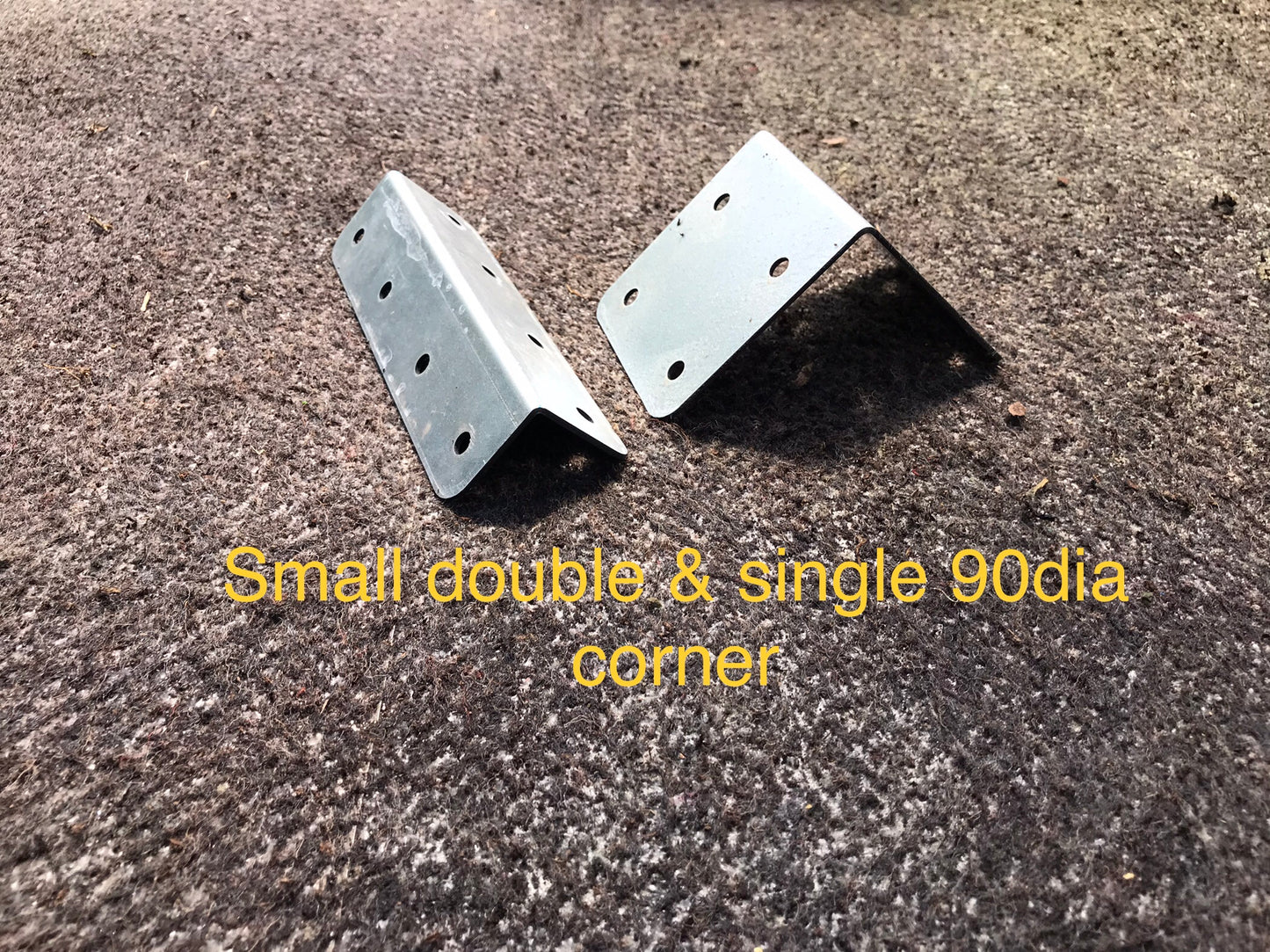90° Slim Galvanised Steel Angled Corner Bracket (Pack Of 4 Brackets)