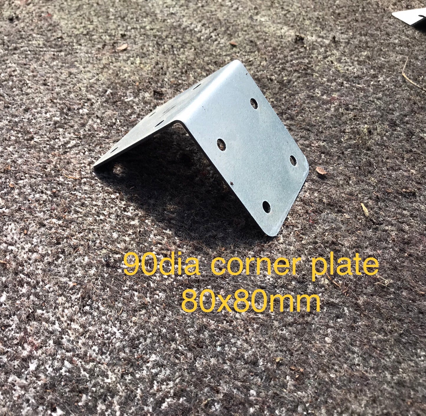 90° Galvanised Steel Angled Corner Bracket (Pack Of 4 Brackets)